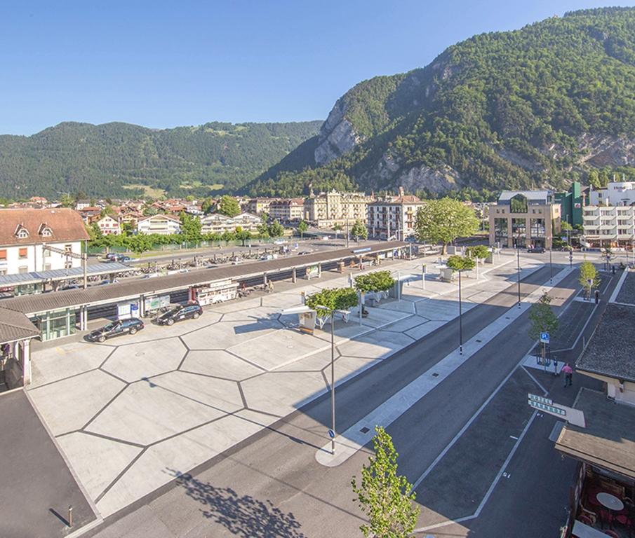 Umgestaltung Bahnhofplatz Interlaken West, 2015